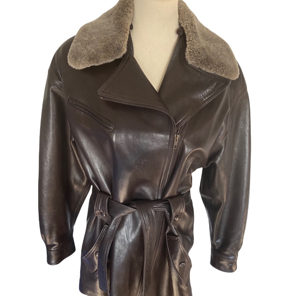 Vintage Burberry’s leather coat size M